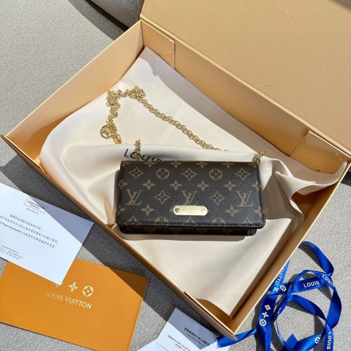Louis Vuitton Wallet On Chain Lily M82509