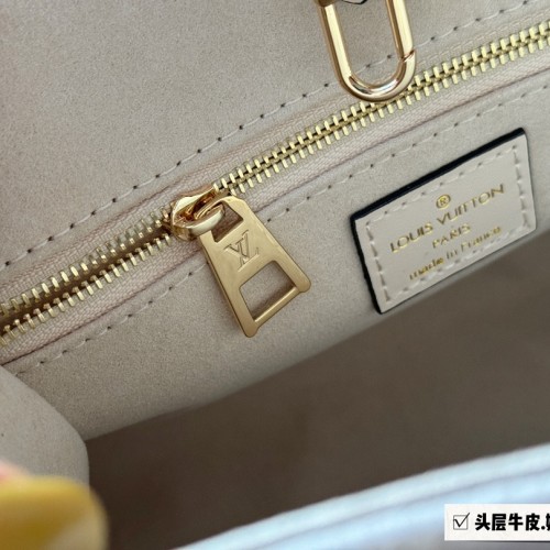 Louis Vuitton Empreinte Monogram Onthego PM Cream