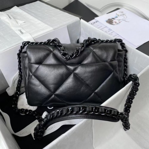 *Superior* Chanel 19 Handbag Black-Tone Buckle
